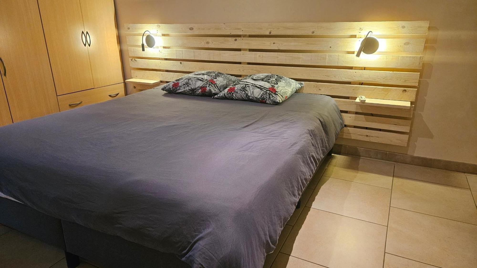 Gite Citadin De L'Entreville Lobbes ภายนอก รูปภาพ
